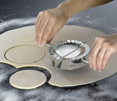 Kuchenprofi Ravioli/Pierogi/Dumpling Press (3.25 " Diameter)